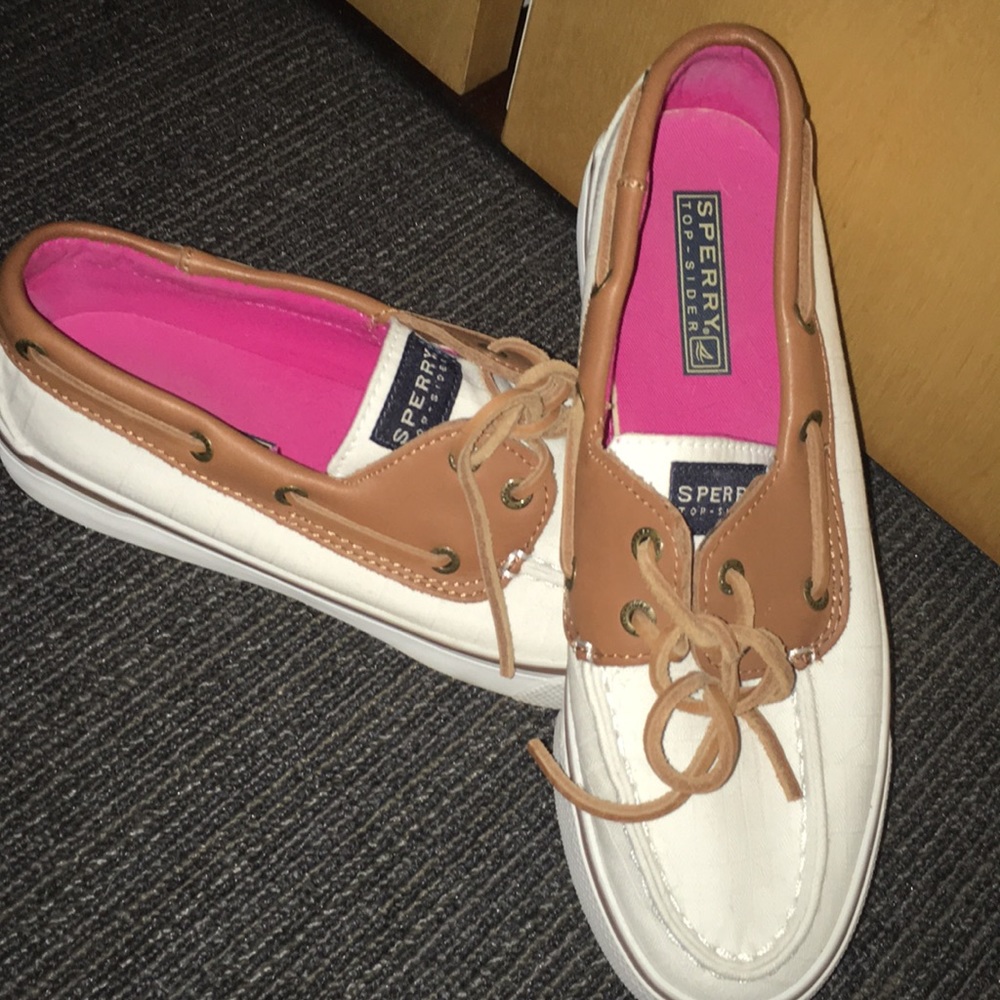 Women’s Sperry shoes